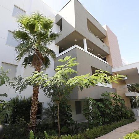 Sweet Inn - Royal Banus Marbella Luaran gambar