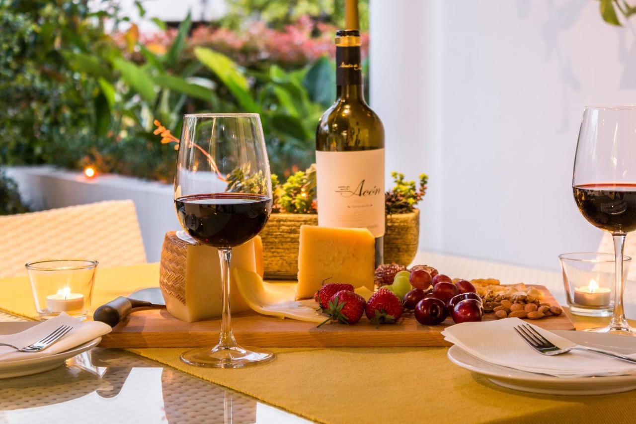 Sweet Inn - Royal Banus Marbella Luaran gambar