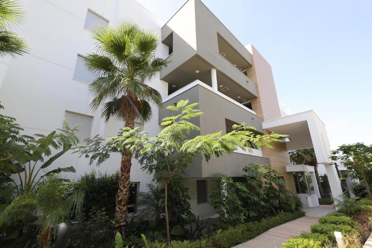 Sweet Inn - Royal Banus Marbella Luaran gambar